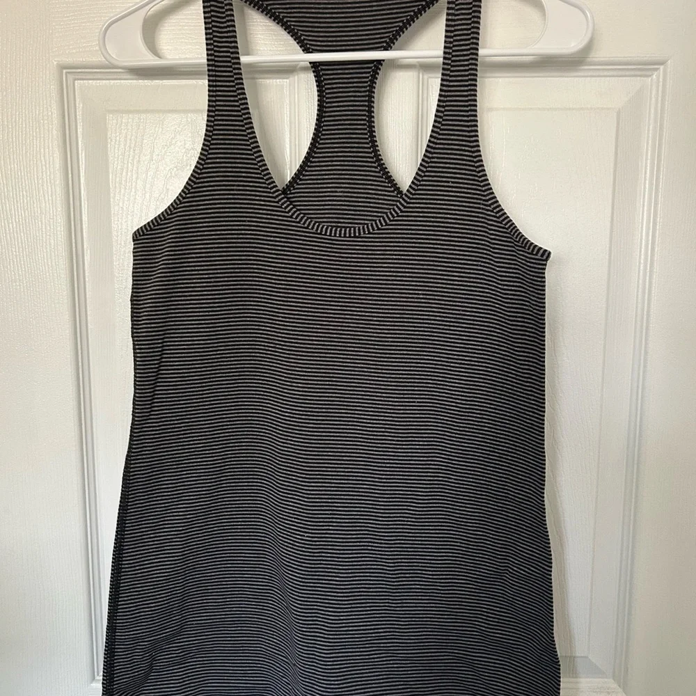 Lululemon Cool Racerback Tank - Picture 3 of 3